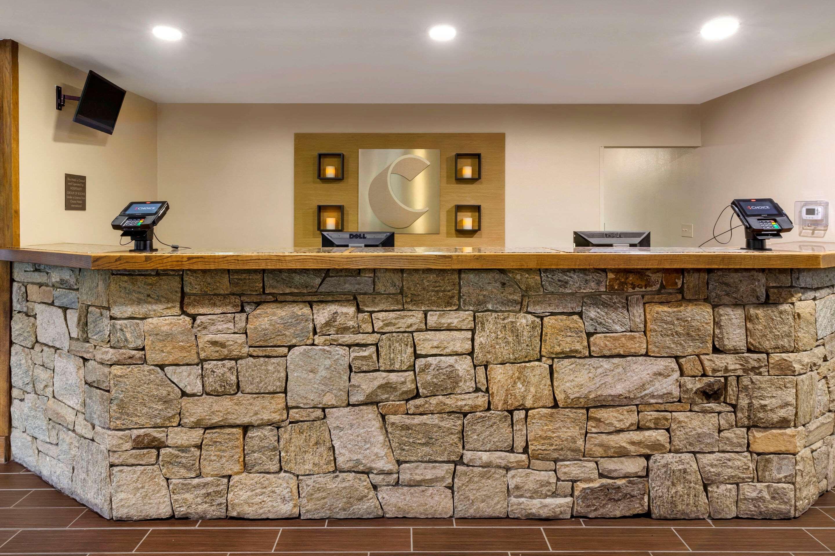 Comfort Suites Boone - University Area Buitenkant foto