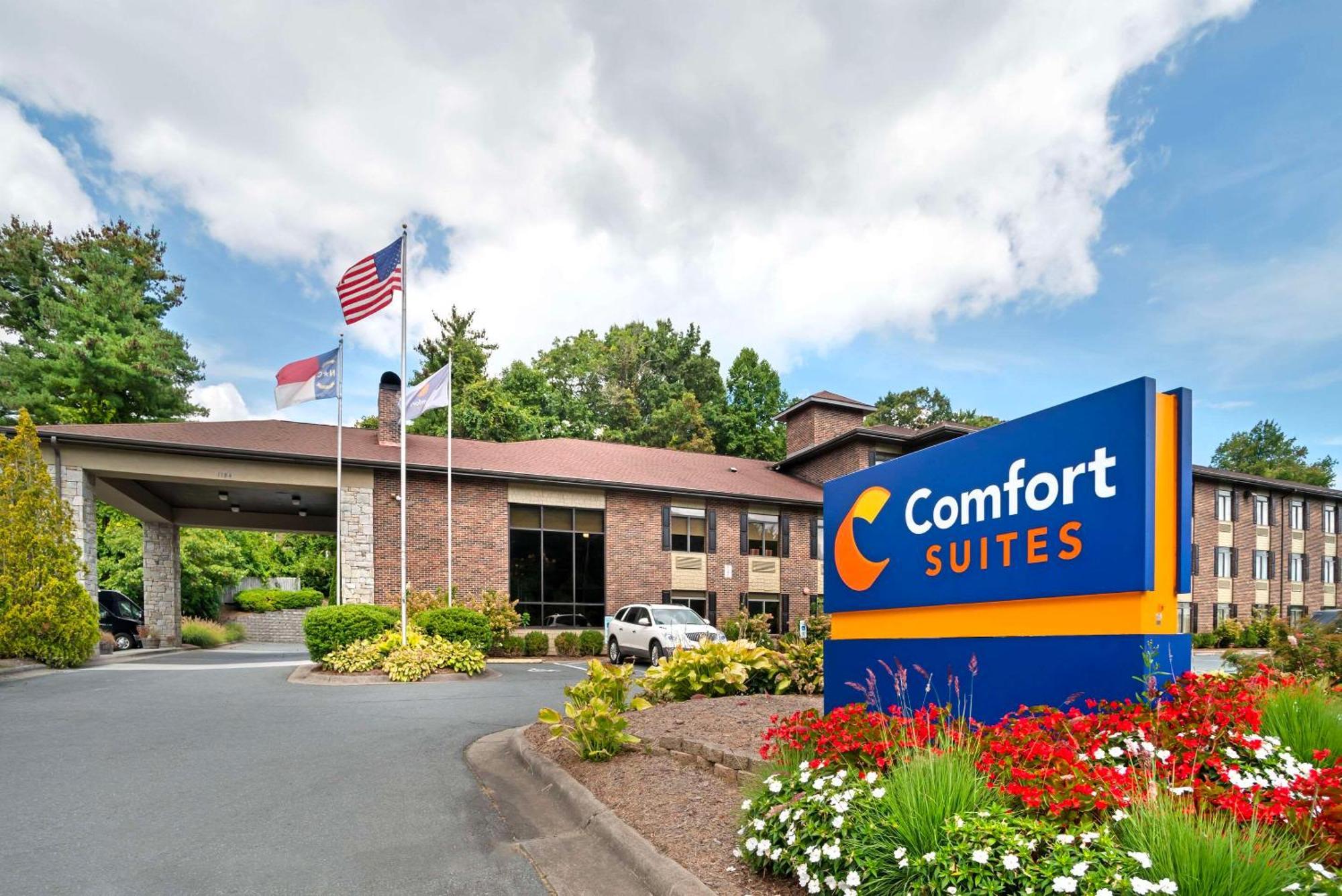 Comfort Suites Boone - University Area Buitenkant foto