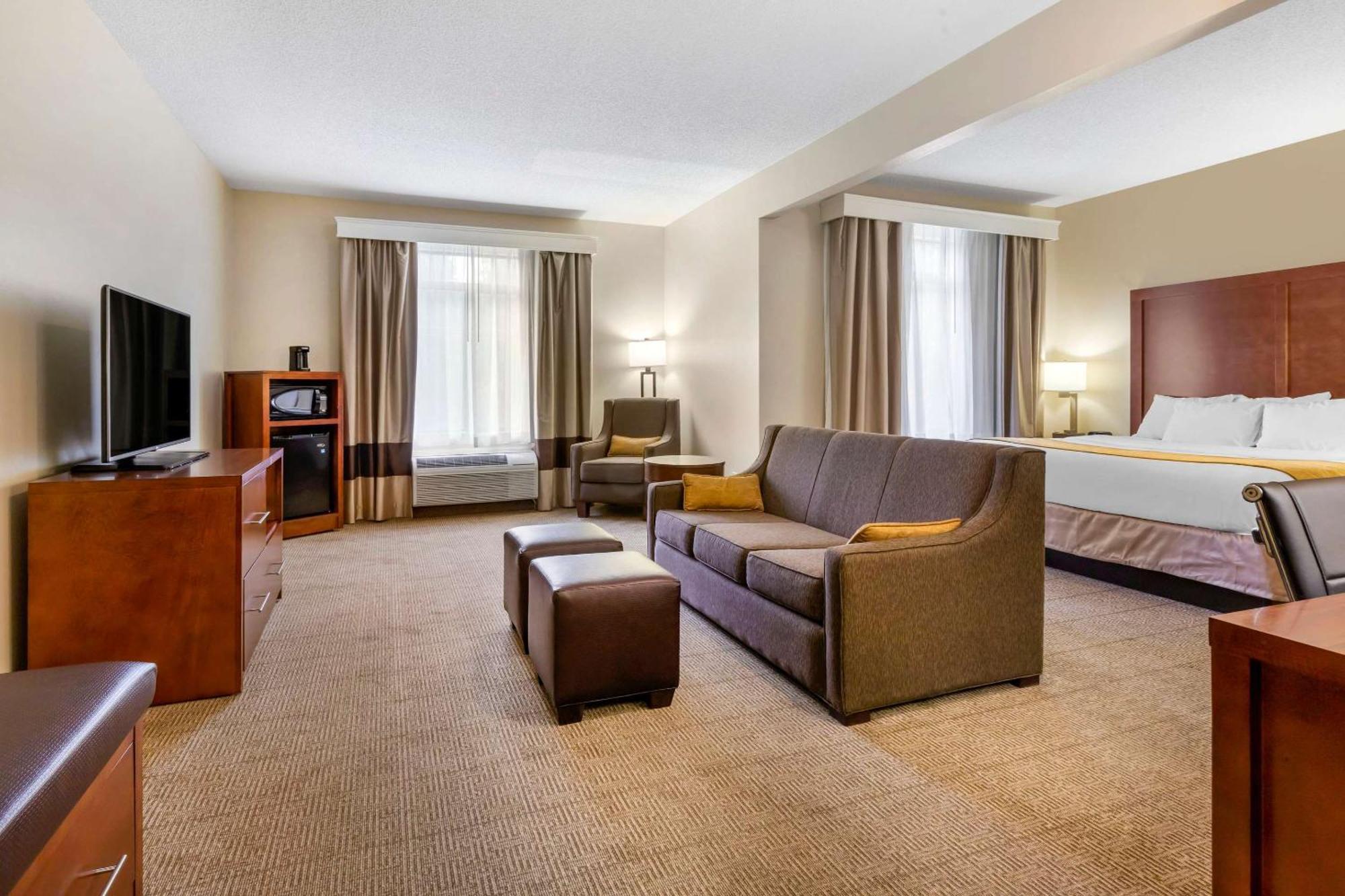 Comfort Suites Boone - University Area Buitenkant foto